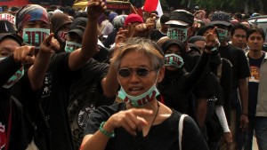 Still: "Jakarta Disorder – Trilogi Jawa II", Wardah Hafidz