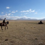 JAKARTA DISORDER-Tour: "Bir Duino Kyrgyzstan 2014", Ascan Breuer with nomad's horse on the high plains
